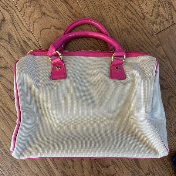 NWOT VS Travel Tote - Picture 2 of 3